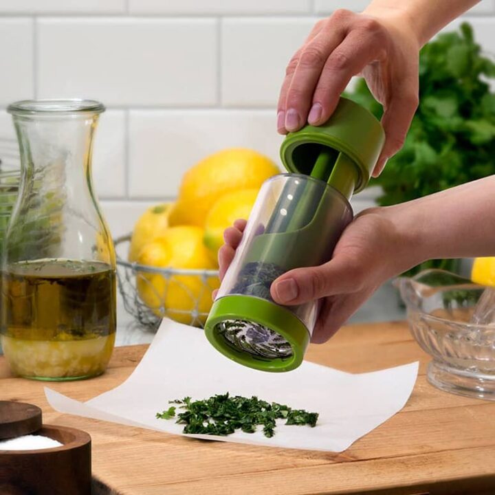 Microplane 2 In 1 Fresh Herb Mill